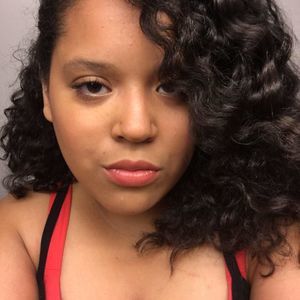 Meet your Posher, Anny